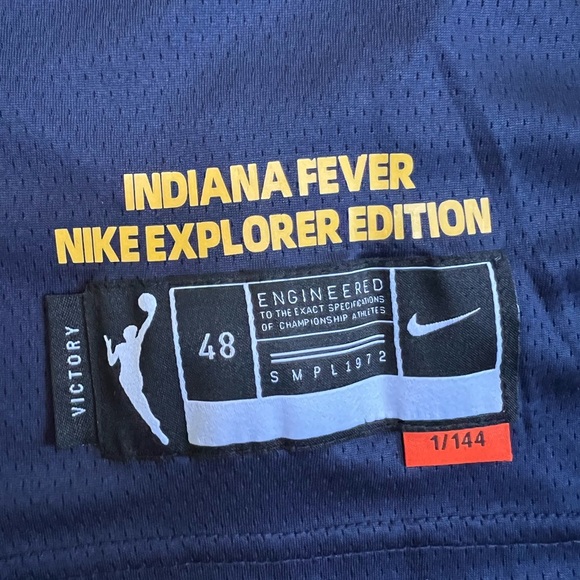 Nike Indiana Fever Caitlin Clark #22 Explorer Edition Swingman Jersey Mens Large - Picture 2 of 6
